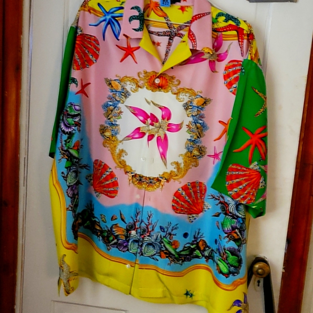 Mens Versace Short Set Shirt size 58/Shorts 52 - Picture 1 of 4